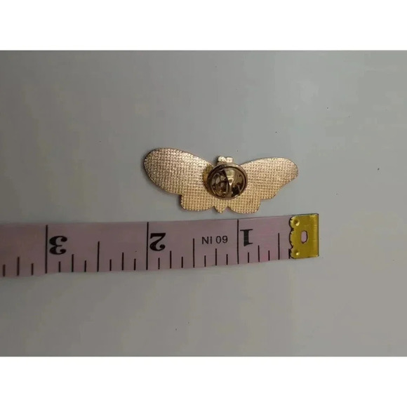 Turquoise Gold Enamel Butterfly Brooch With Intricate Details - Picture 3 of 3